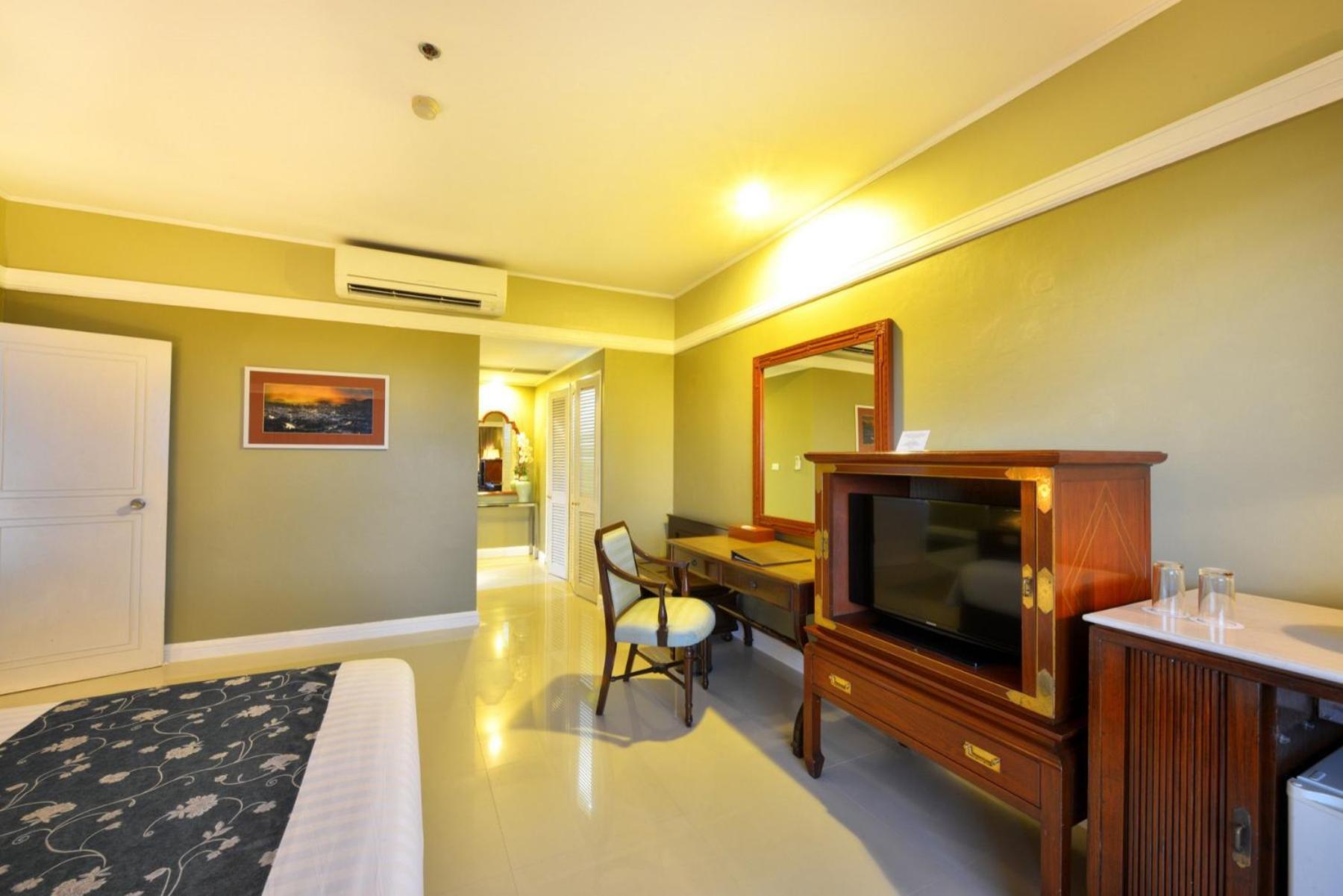 Loei Palace Hotel Екстер'єр фото