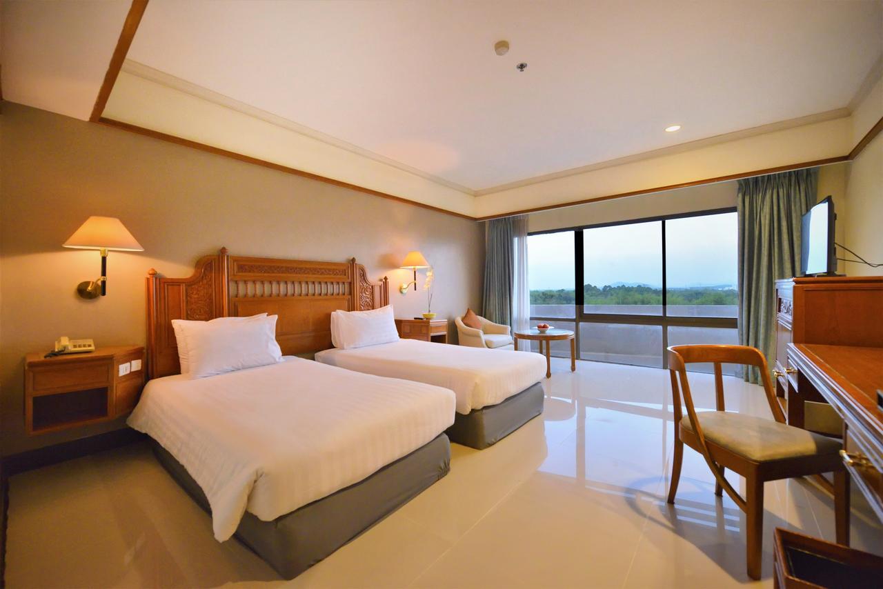 Loei Palace Hotel Екстер'єр фото